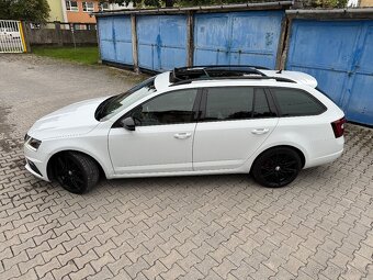 Predám Škoda Octavia Combi RS 135kw DSG - 4