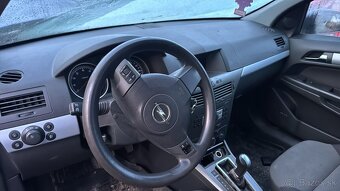 Opel Astra H 2005 - 4