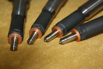 RENAULT OPEL 2.3 DCI VSTREKOVACE CONTINENTAL 166000372R - 4