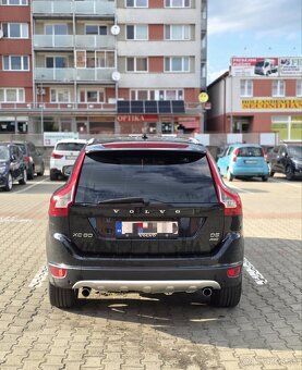 Volvo xc60 2,4D D5 151kw 4x4 - 4