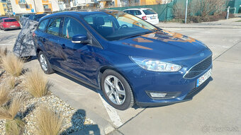 Ford Focus 1.6 benzín - 4