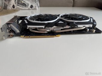 MSI GeForce GTX 1070 TI Armor - 8GB - 4
