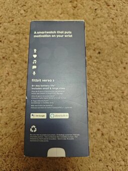 Inteligentné hodinky Fitbit Versa 3 Midnight/Soft Gold Alumi - 4