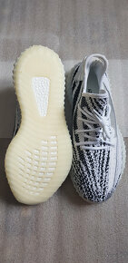 ADIDAS YEEZE ZEBRA - 4