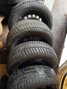 Zimné pneumatiky a disky 215/60 r16 - 4