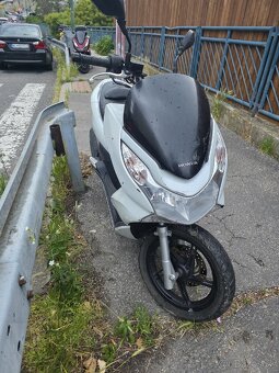 Honda pcx 125 2013 - 4