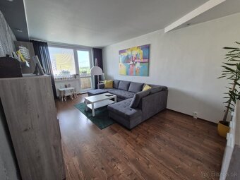 3-IZBOVÝ BYT S BALKÓNOM - JUH - 4