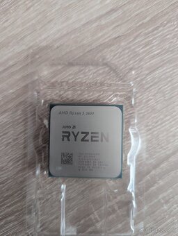 Ryzen 5 3600 - 4