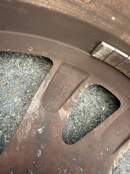 Na predaj disky Renault 16” - 4