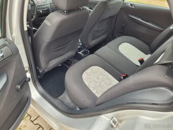 Predam škoda fabia 1.2 12v benzín kw 47 r.v 2004 - 4