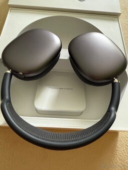 Apple AirPods Max 2023 - 4