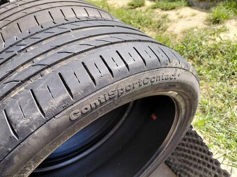 2x Continental 225/40R18 - 4