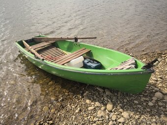 lodku MONIKA/laminat/ dlžka 3.60m+motor HONDA 2.3HP - 4