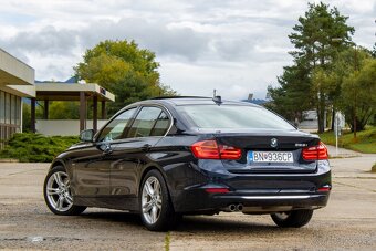 BMW 328i F30 Luxury Line - 4