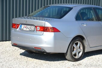 Honda Accord 2.20 - 4