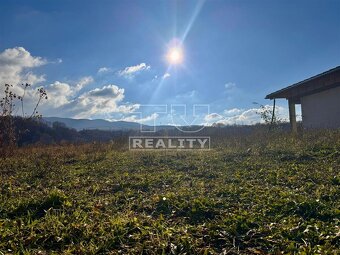 Predaj posledného ideálneho stavebného pozemku Dolinky -... - 4