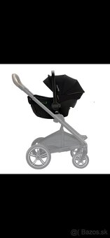 Praktická autosedačka Nuna PIPA™ URBN - Čierna - 4