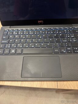 DELL XPS 13 P82G - 4
