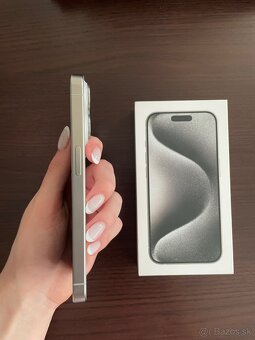 IPhone 15Pro White Titanium 256GB, TOP STAV - 4