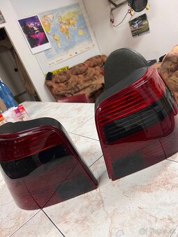 Zadné svetla golf 4 r32 - 4