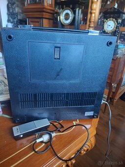 Predám starý funkčný kotúčový magnetofon AIWA je aj na bater - 4