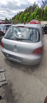 Rozpredám Peugeot 307 benzín - 4