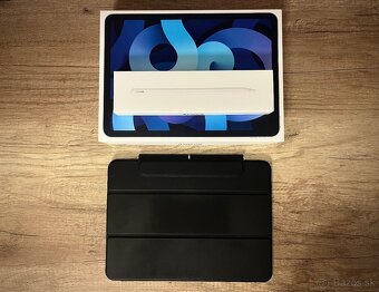 Ipad Air 4 64GB Sky Blue + Apple Pencil Gen. 2 - 4