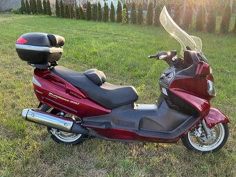 Predám Suzuki Burgman 650 executive - 4
