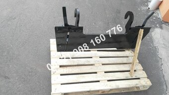 Predám adaptér JCB qfit / EURO traktor, čelný nakladač... - 4