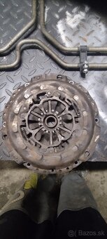 rozpredam Audi S4 4,2 b6 Avant na diely - 4