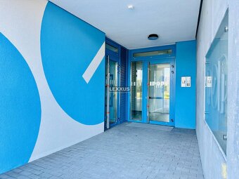 | parkovacie miesto s odpočtom DPH - Slnečnice POP, Labutia  - 4
