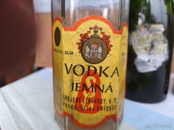 staré sklenené fľaše - 4