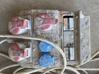 Stavebný antonik - 4