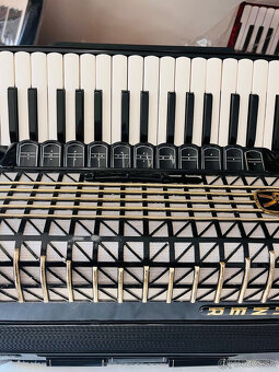 Predám akordeón Hohner Atlantic De Luxe. 120 Basový - Made - 4