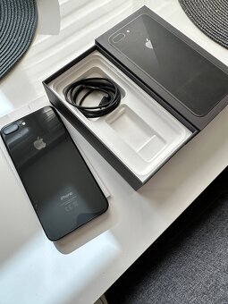 iPhone 8 Plus 64 gb - 4
