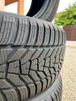 ZĽAVA 200€ - takmer nové zimné pneu Hankook 235/55 R18 - 4