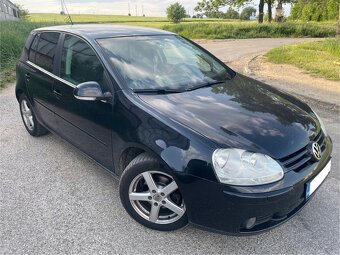 VOLKSWAGEN GOLF 5 1,9 TDI - 4