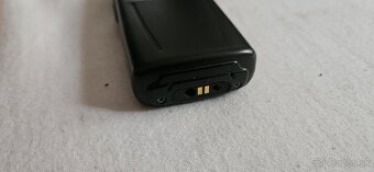 Nokia 8910i - 4