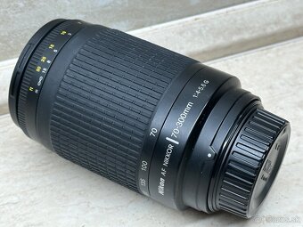 Nikon AF Nikkor 70-300mm f/4-5.6 G - 4