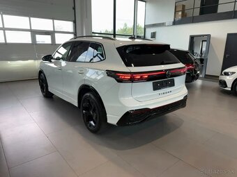 Volkswagen Tiguan 2.0 TDI R-Line DSG - 4