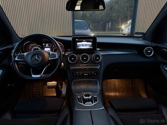 Mercedes-Benz GLC 220d 4Matic AMG, Pano, Ambient, Ťažné - 4