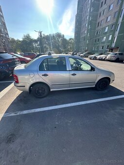 Škoda fabia 1.4 mpi sedan - 4