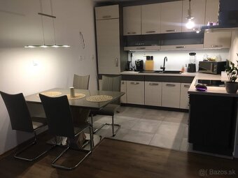 NOVOSTAVBA 3 IZBOVÝ BYT - VÝHĽAD NA CELU BRATISLAVU - 4