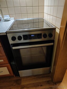 Kuchynská linka - 4