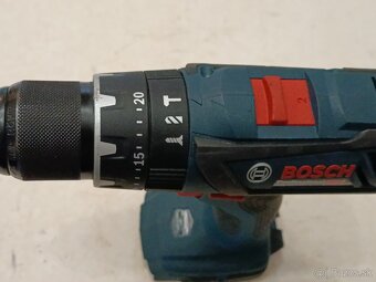Bosch profesional vŕtací skrutkovač 18V - 4