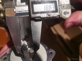 Predám motor s prevodovkou omron - 4