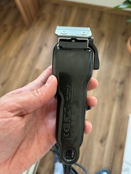 Wahl Super Taper – spoľahlivý káblový strojček pre profesion - 4