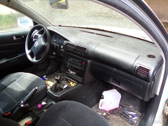 Passat kombi benzin vr5 - 4