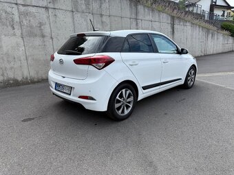 Hyundai i20 1.4 - 4