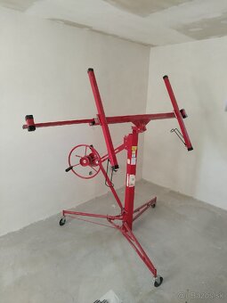 Zdvihak na osb a sadrokarton - 4